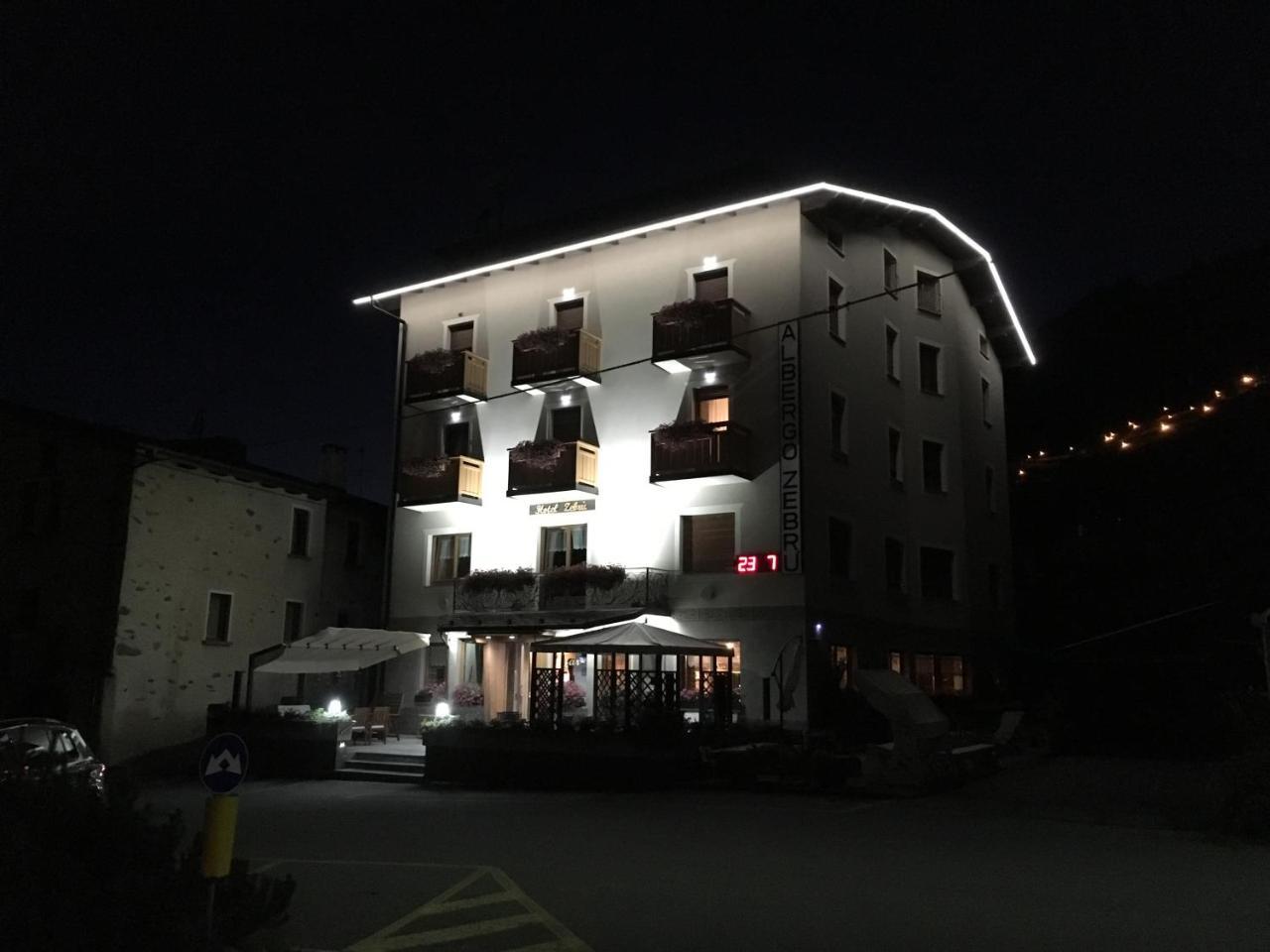 Hotel Zebrù *